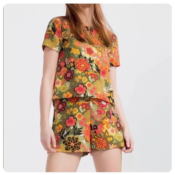 Zara 70's Trafaluc Collection Floral Romper Playsuit S Small Retro Floral Boho - Picture 1 of 8